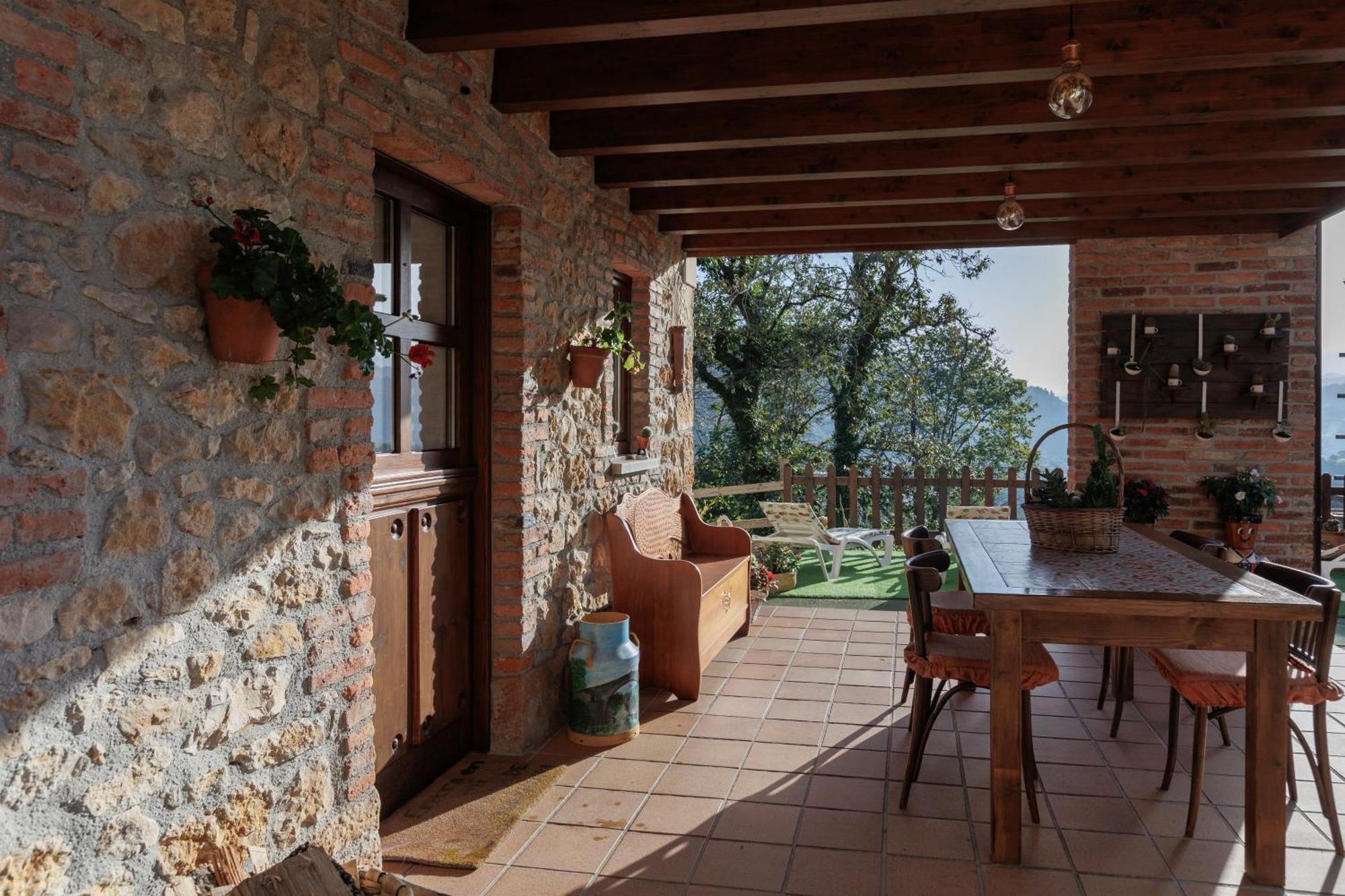 La Casina De Parres *